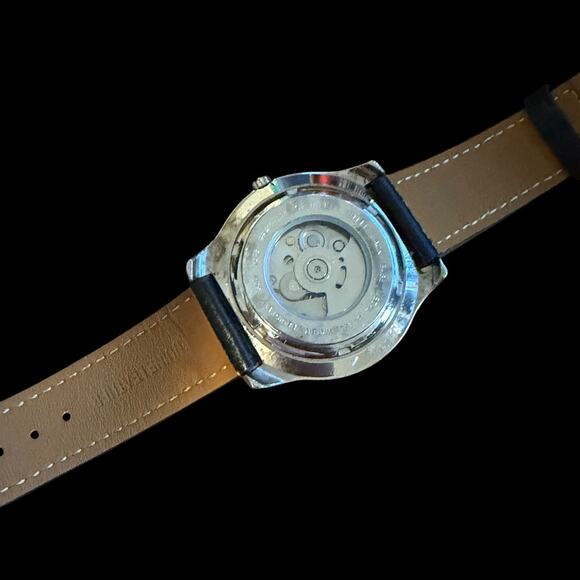 Gruen Automatic Day Date Men\'s Diver Style Watch Black Leather Band 30M Water